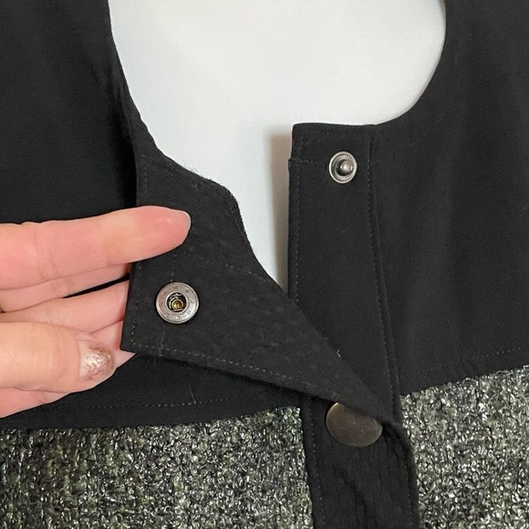 CAbi Cropped Media Jacket Black with Army Green Panels Style # 3036 Size Medium - Picture 8 of 16